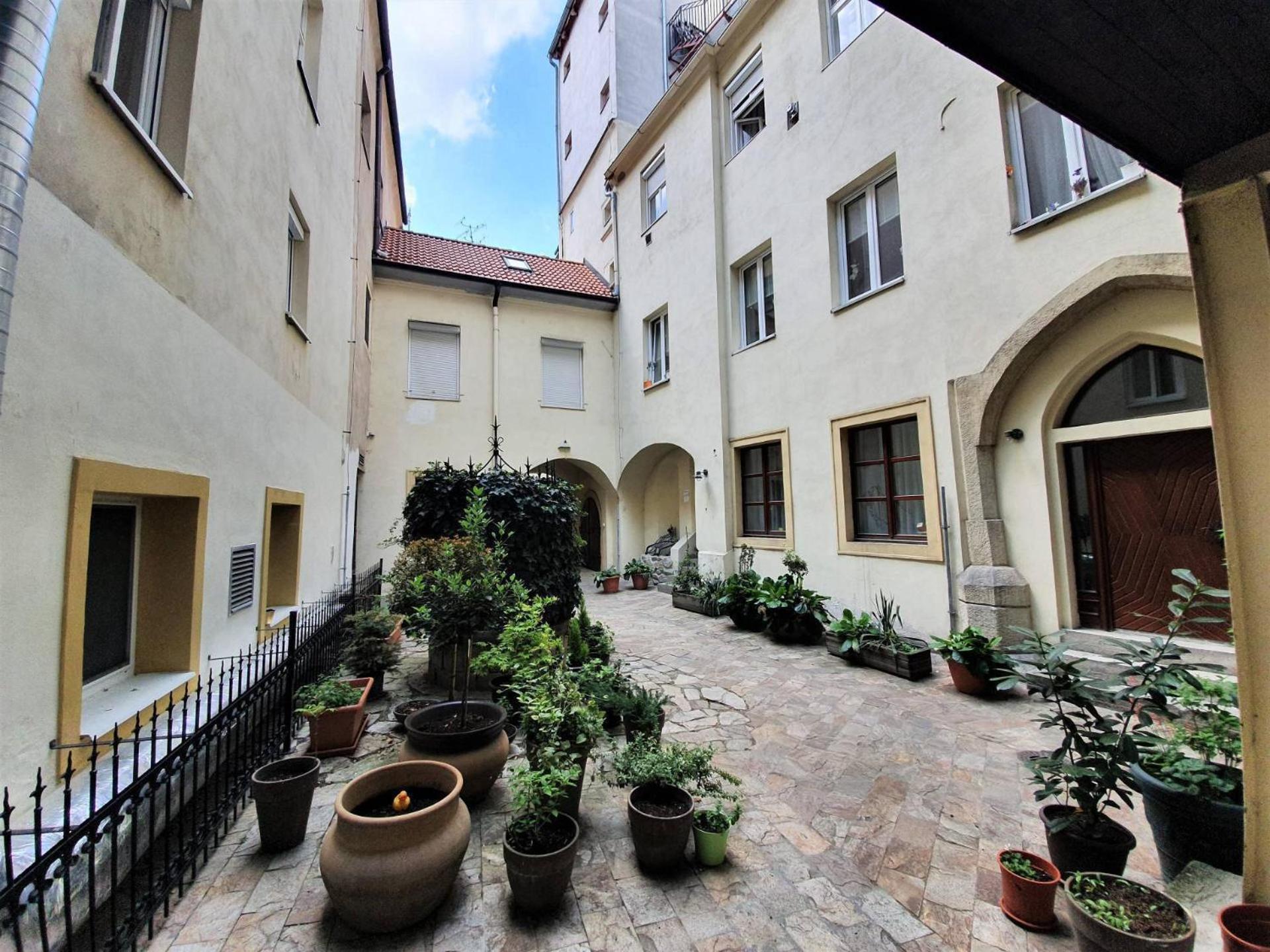 Zoe - Old Town Apartmán Bratislava